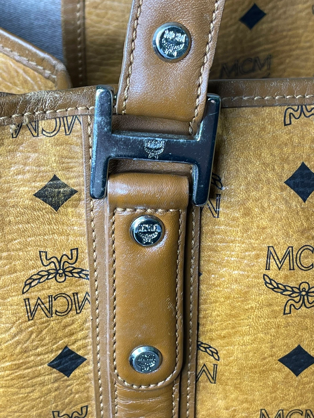 MCM Visetos Tote Bag - photo 3