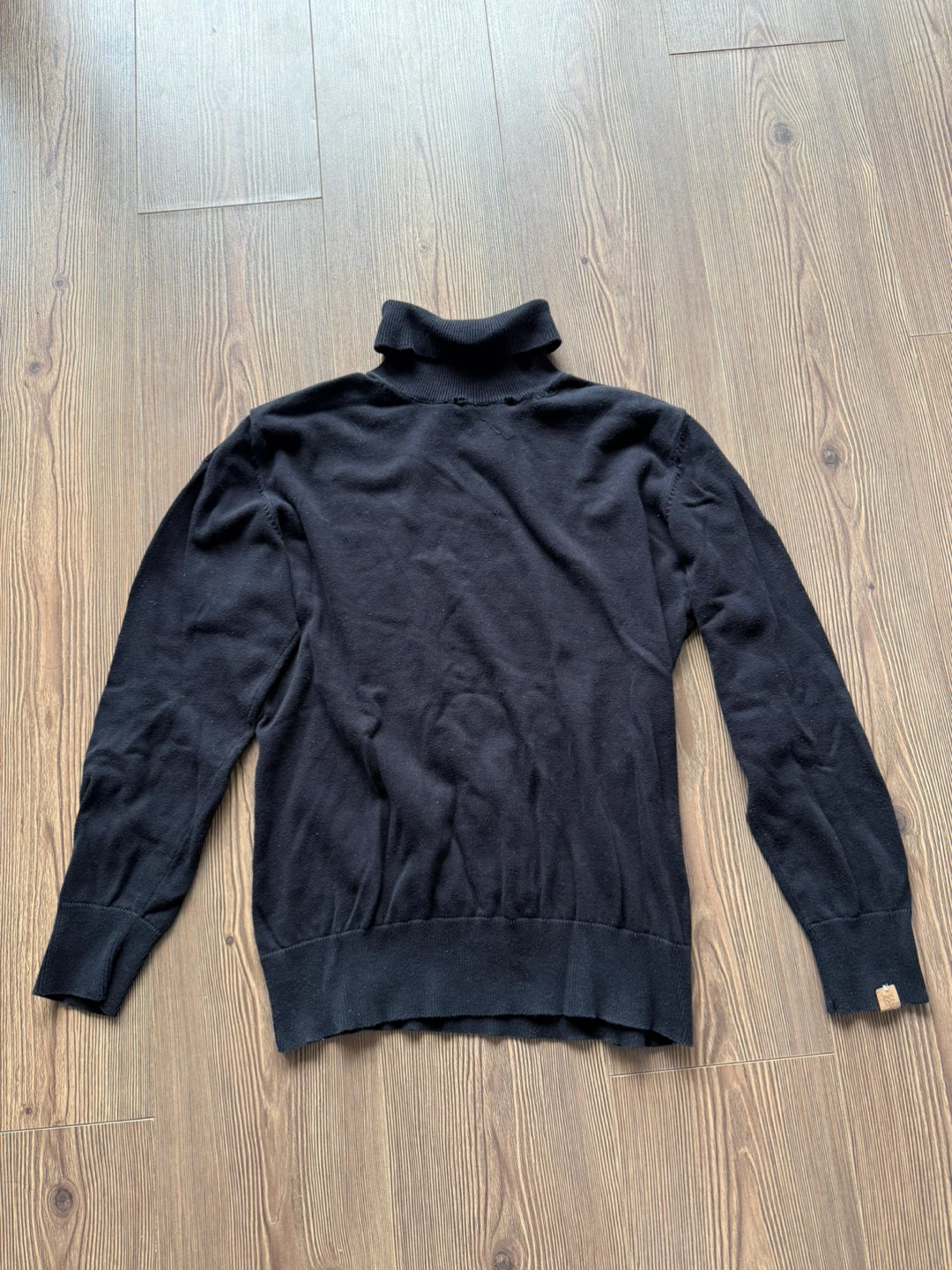 Black Turtleneck Sweater | Size Medium