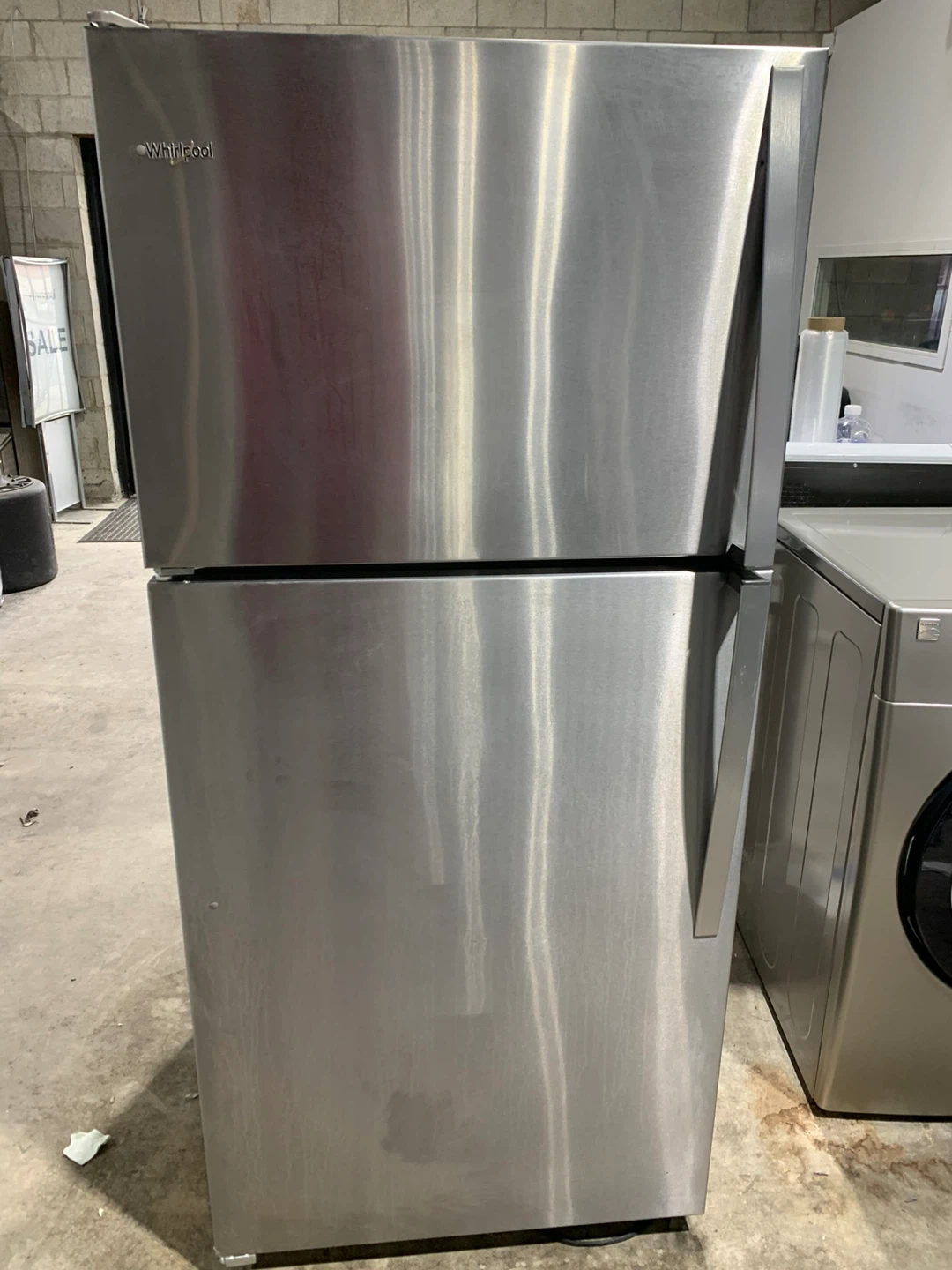 Whrilpool 30 inch fridge sale only 375/-