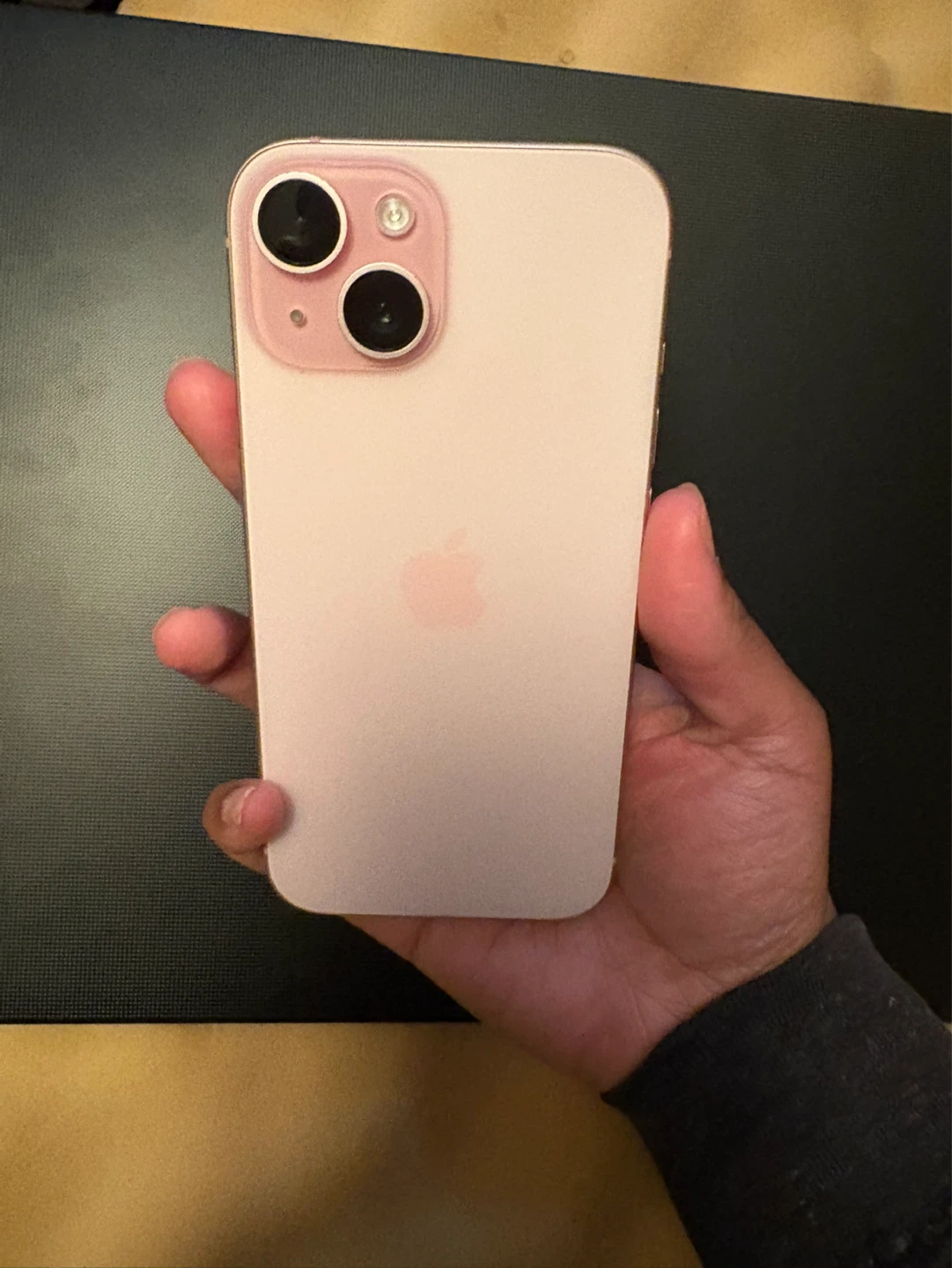 IPhone 15 Light Pink🩷 - photo 2