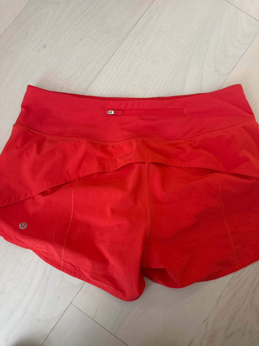 Lululemon Speed Up Shorts Size 8 Red - photo 3