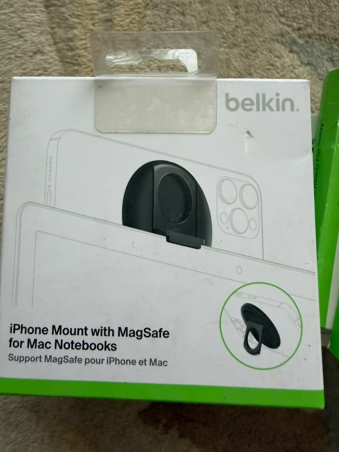 Belkin MagSafe iPhone Continuity Camera Mount - photo 2