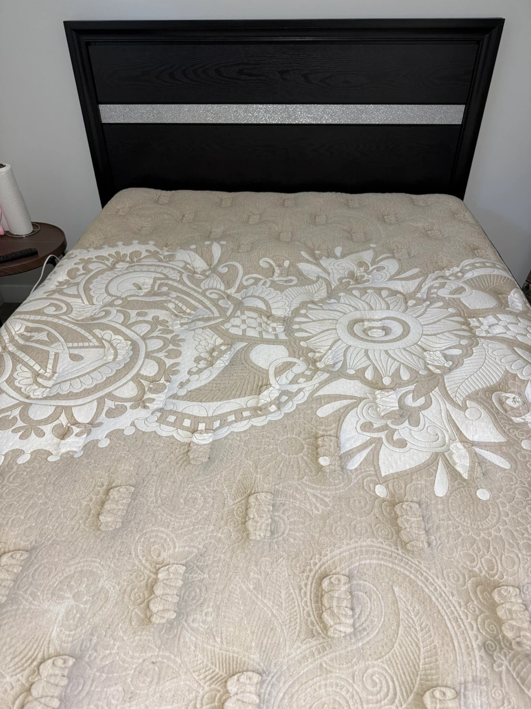 Queen Size Mattress - photo 2