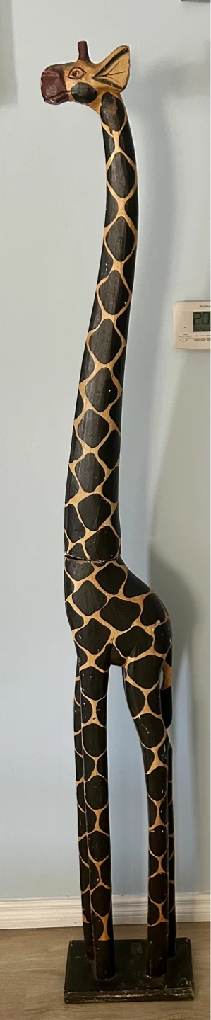 Tall Wooden Giraffe Figurine - photo 2