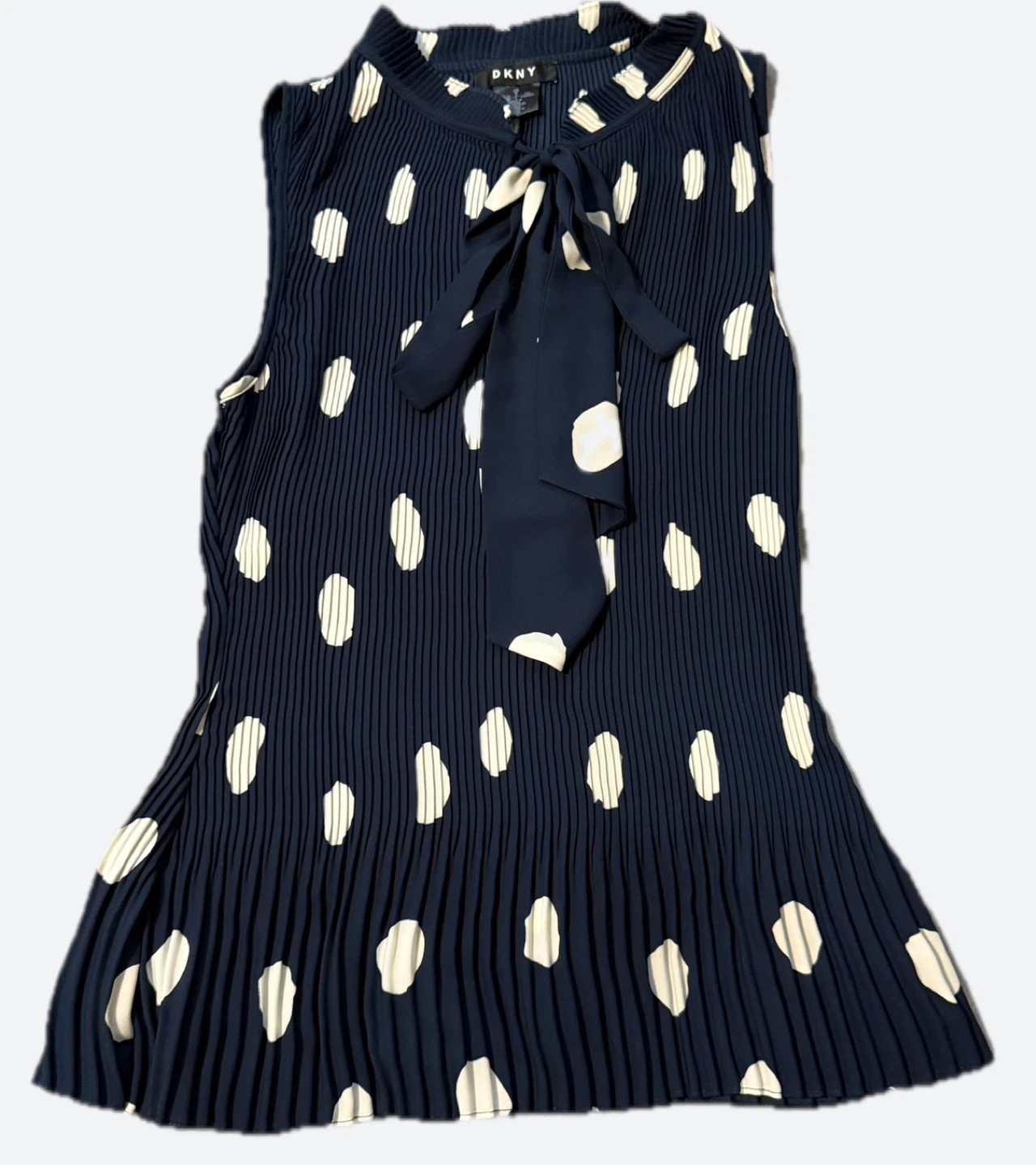 DKNY Navy Polka Dot Sleeveless Pleated Top - Size M - photo 2