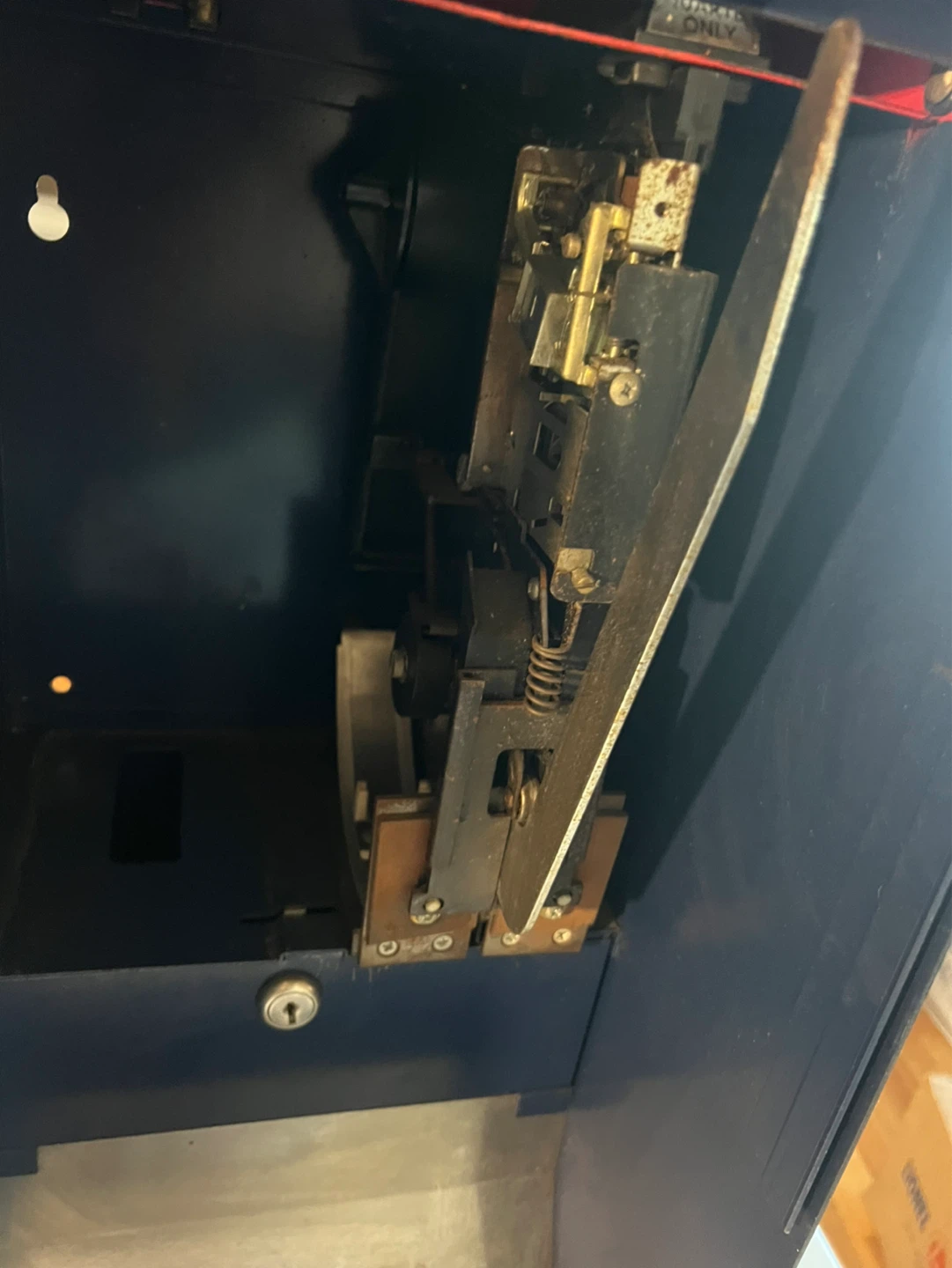 U.S. Postage Stamp Vending Machine - photo 5
