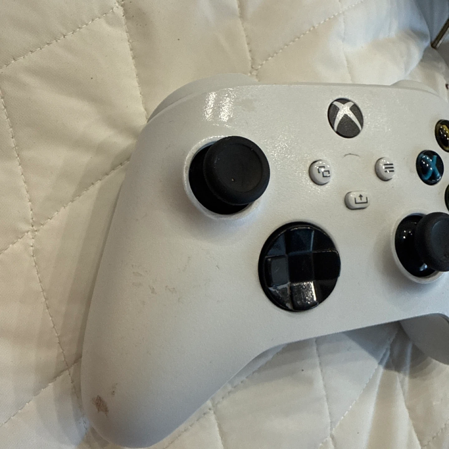 White Xbox Wireless Controller - photo 2