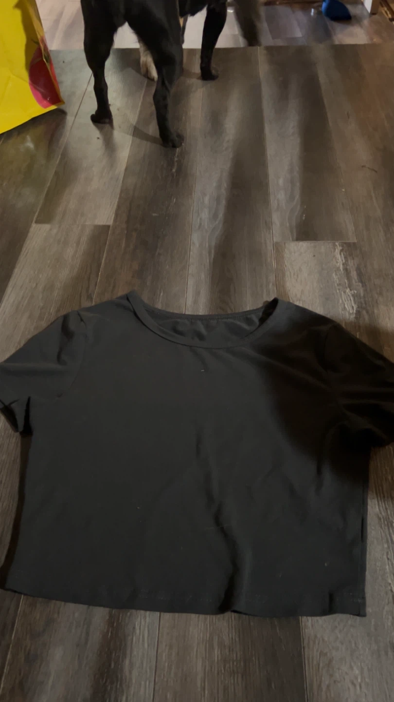 T-shirt court noir