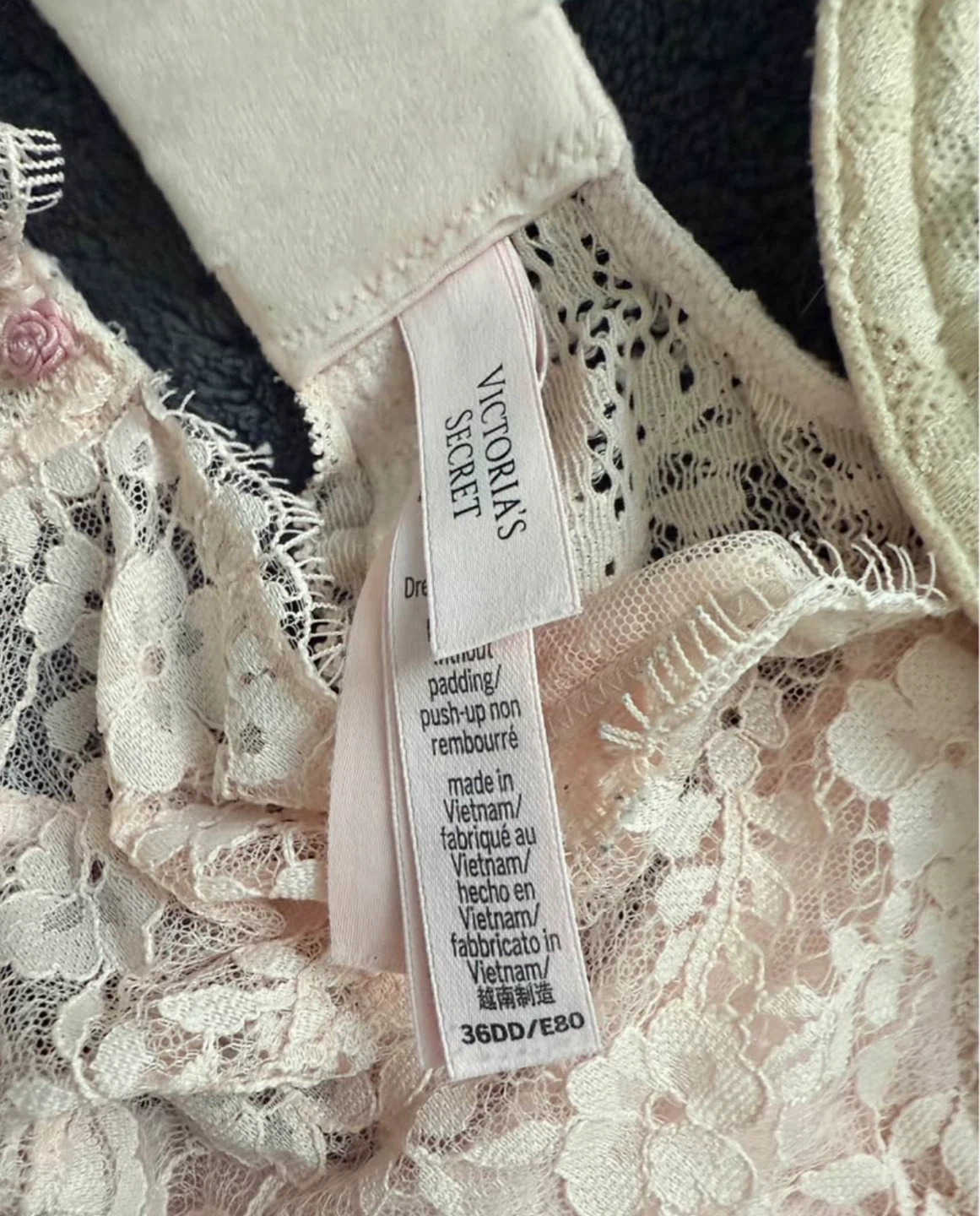 New Victoria Secret Bra 36DD - photo 4