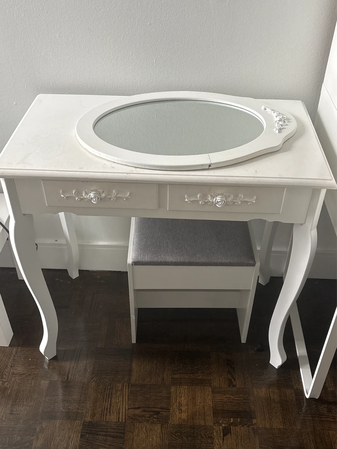 White Vanity Table with Stool and Mirror