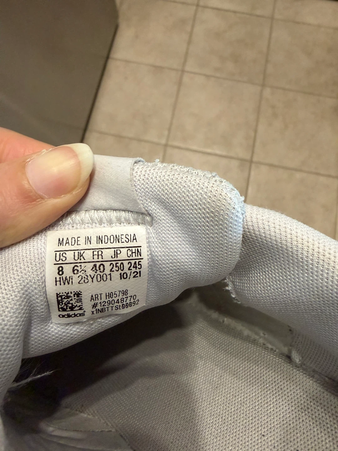 Adidas Women's Running Shoes Size 8 - photo 3