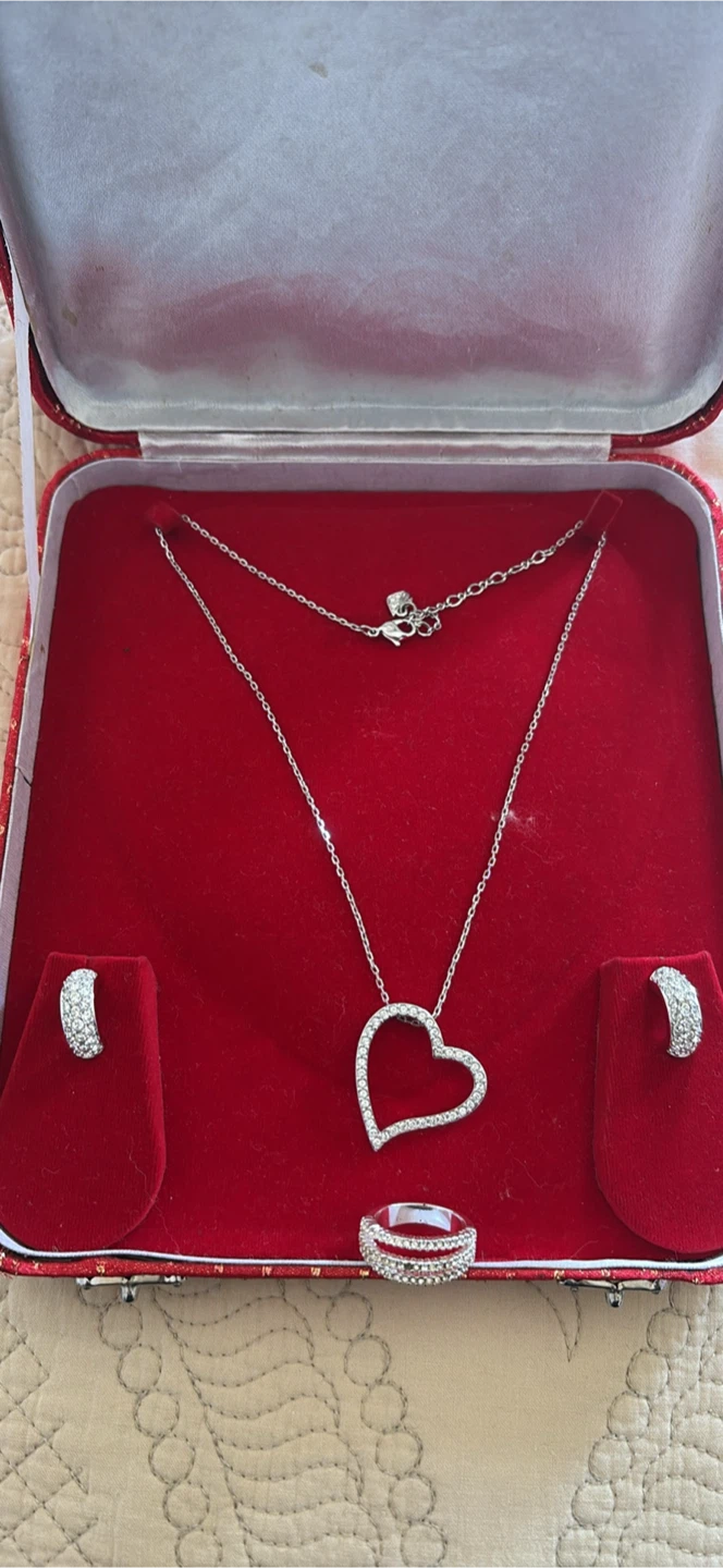 Heart Pendant Necklace, Ring, and Earrings Set - photo 3