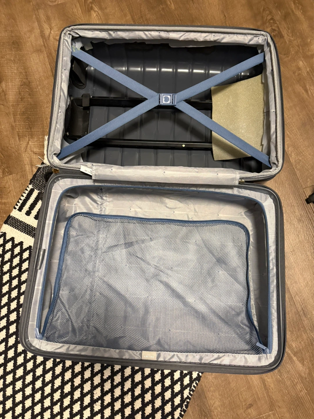 Delsey Luggage - Lilac medium size Suitcase - photo 3