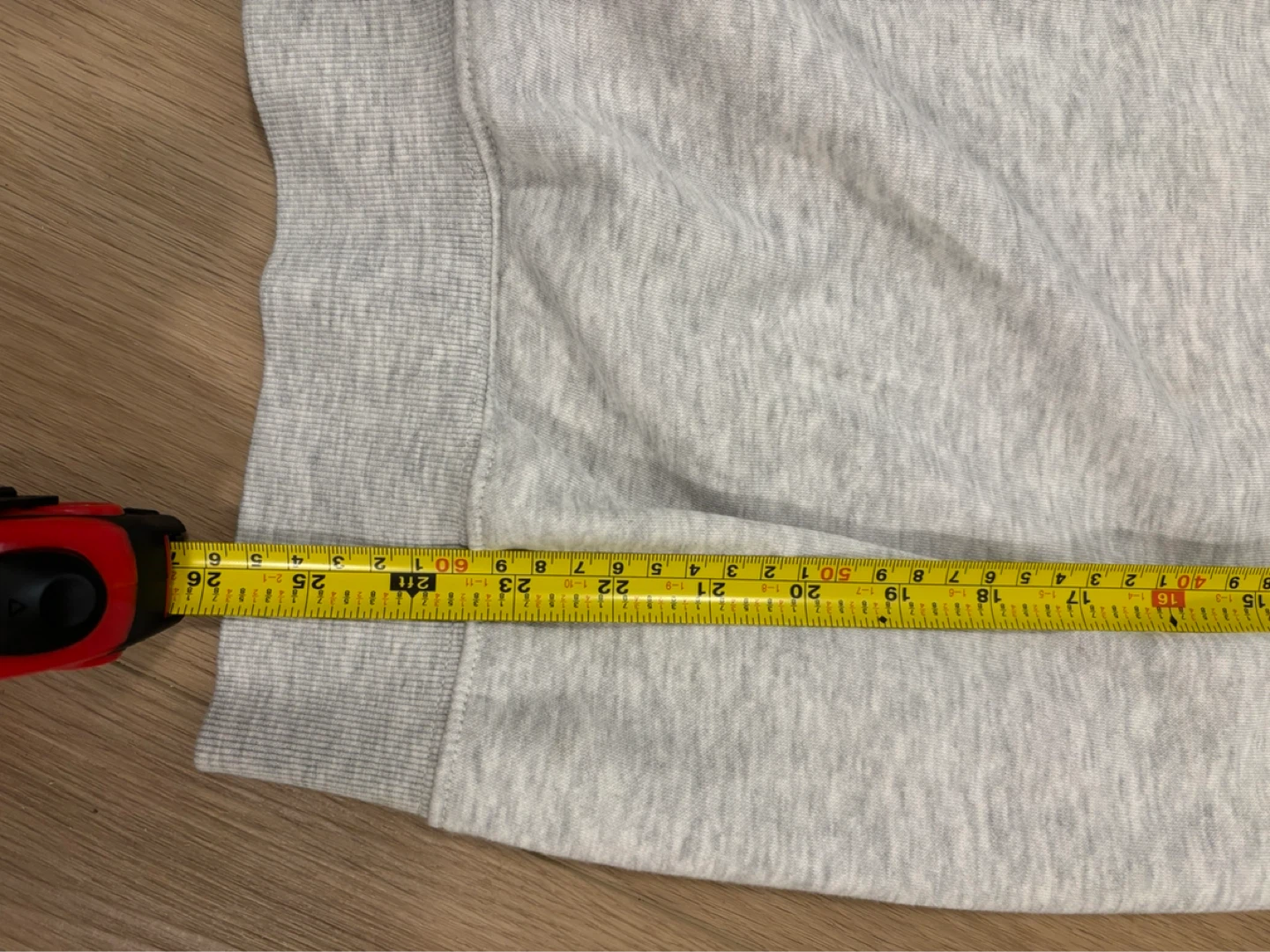 H&M Relaxed Fit Grey Crewneck Sweatshirt - Medium - photo 5