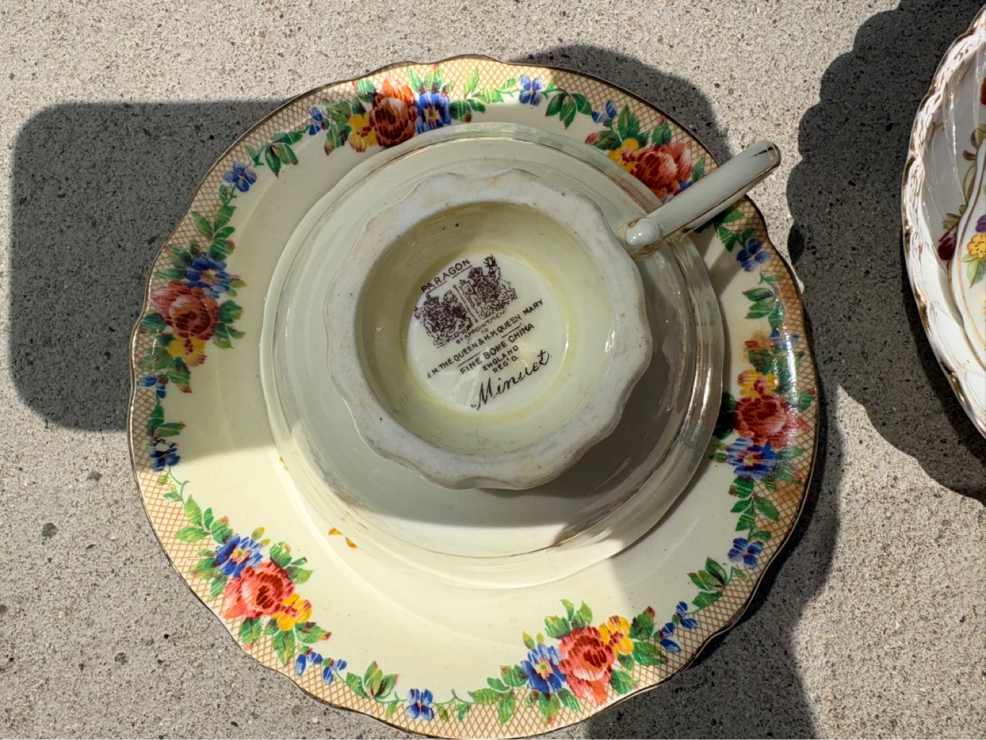 Royal Albert and Paragon Minuet teacups and saucers - photo 4