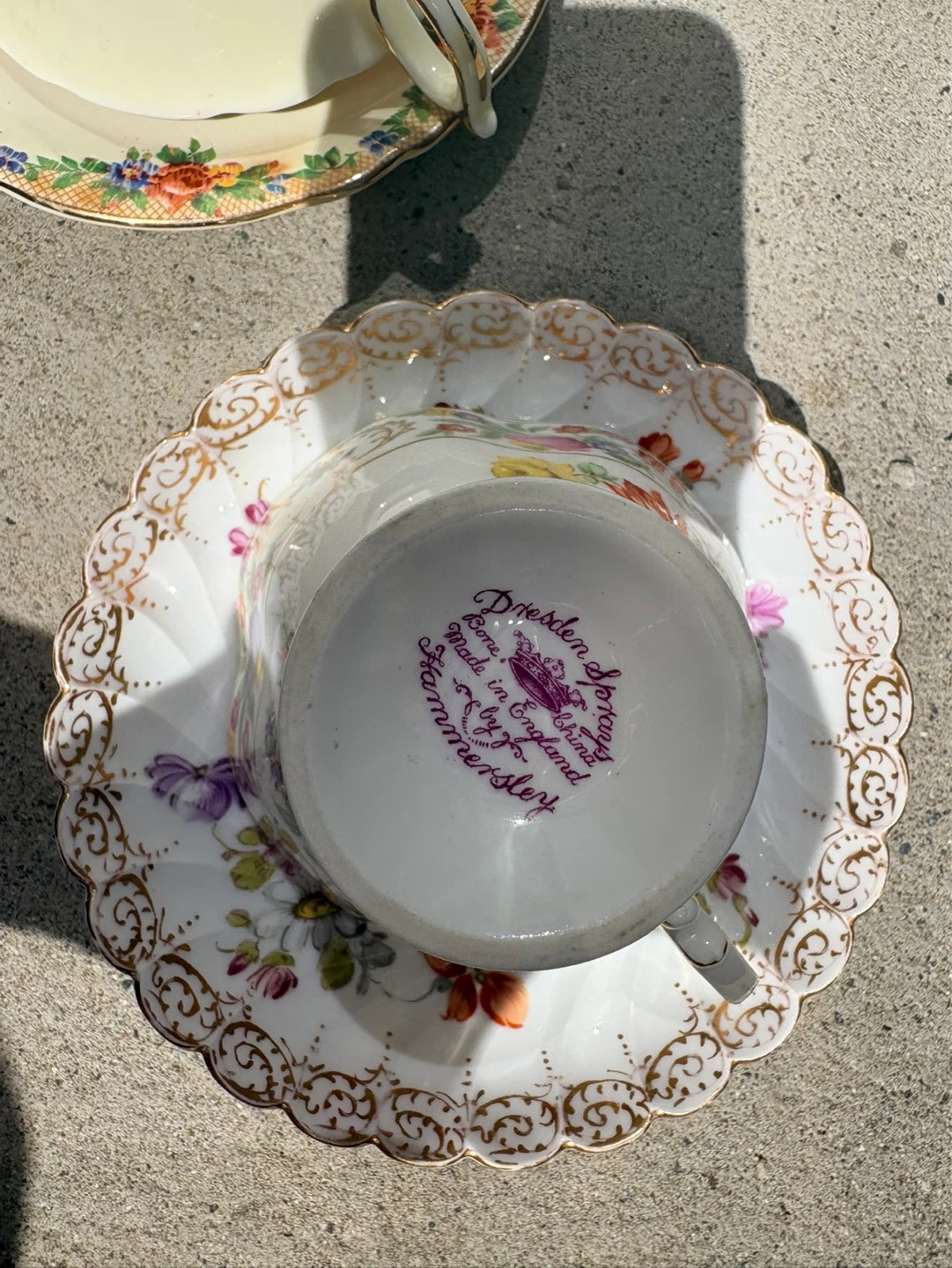 Royal Albert and Paragon Minuet teacups and saucers - photo 5