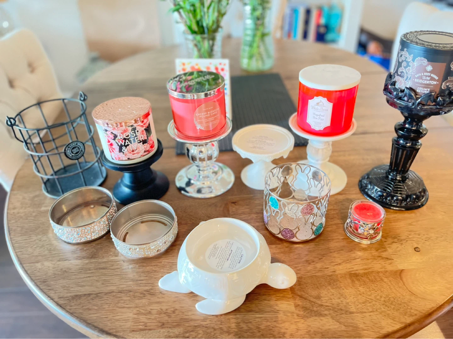 Bath & Body works candles & holders 🔥