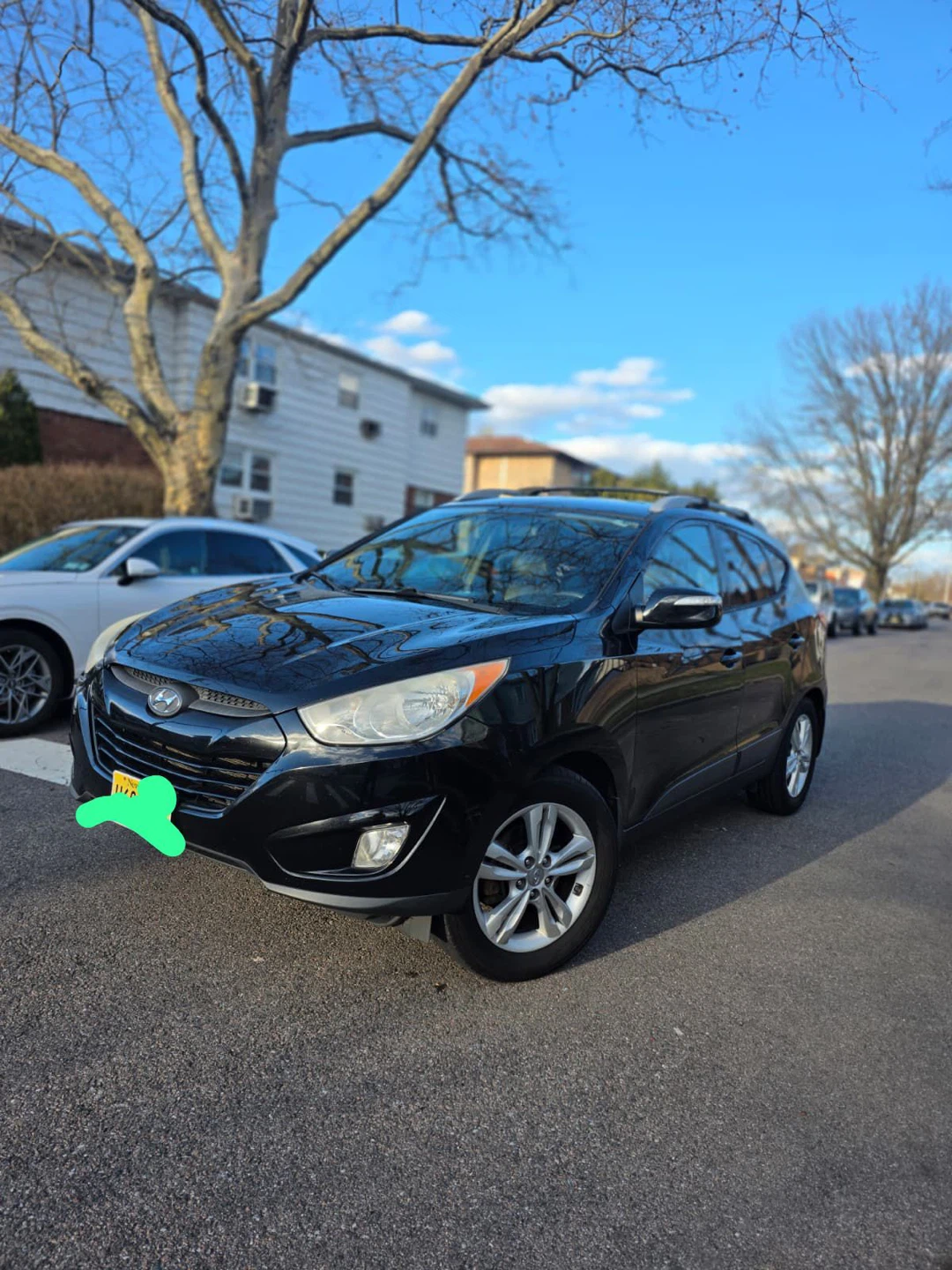 Black Hyundai Tucson SUV 2013 - photo 2