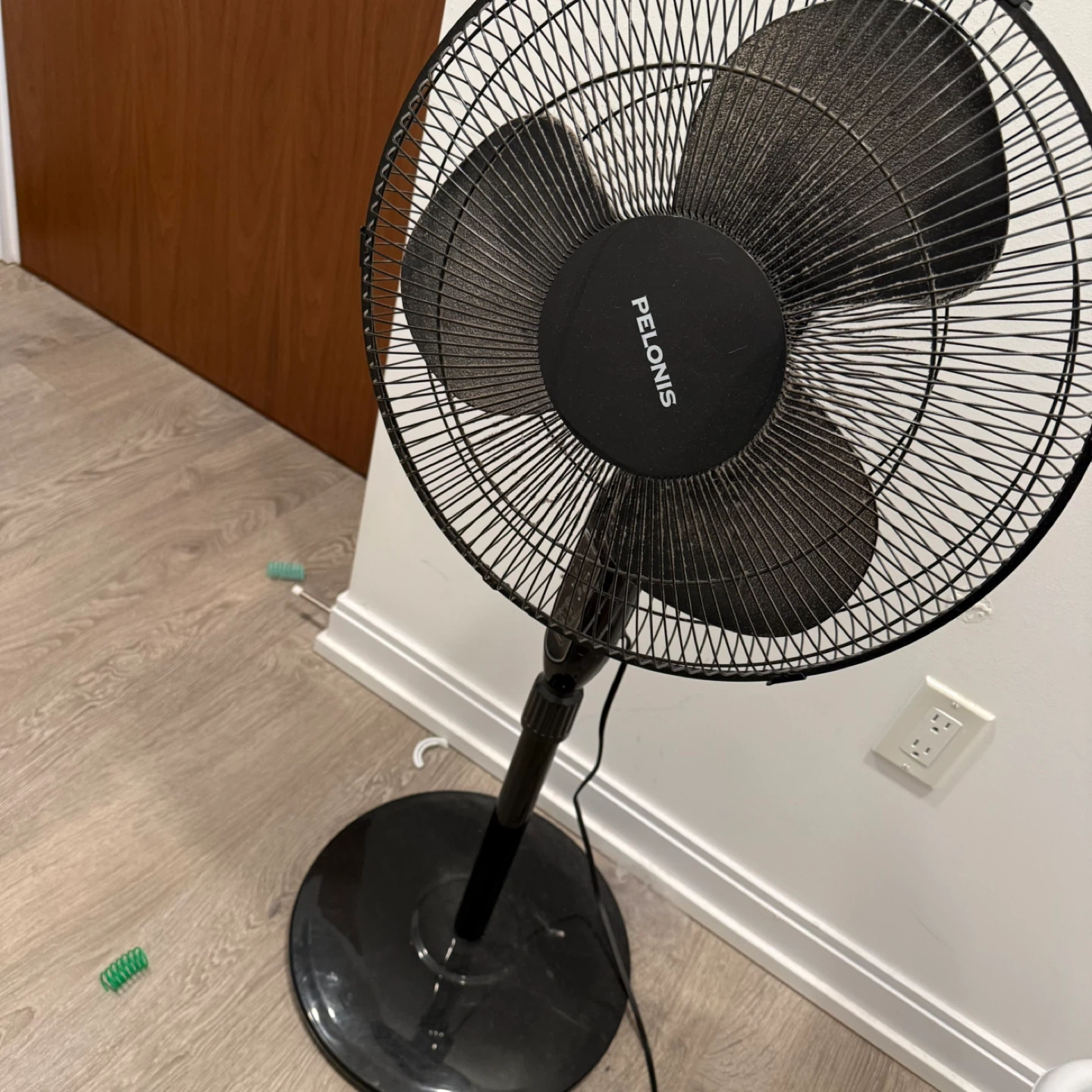 Pelonis Pedestal Fan