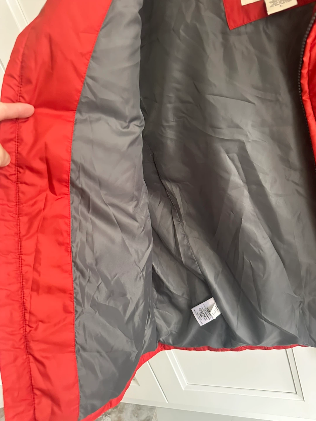 Eddie Bauer Red Goose Down Quilted Vest - Large - photo 5