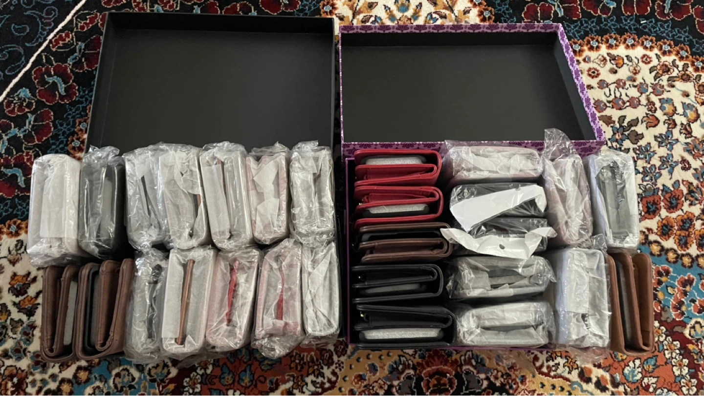 Brand New High Quality Leather Wallets (Must Have)