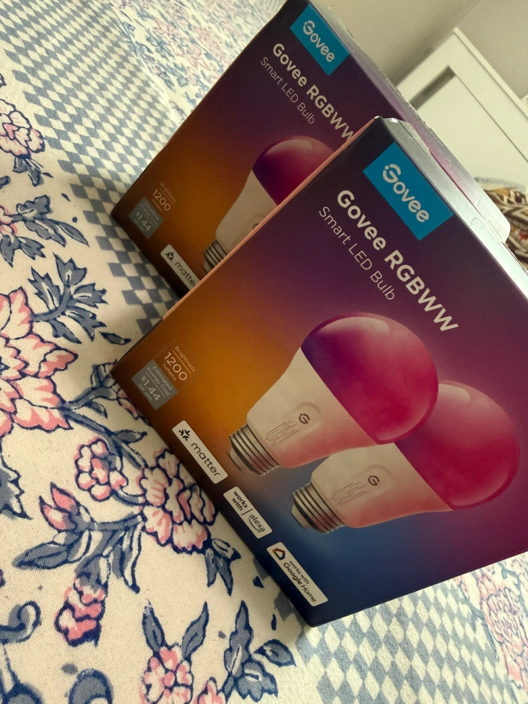 Govee RGBWW Smart LED Bulb (2 Pack*2) - photo 2