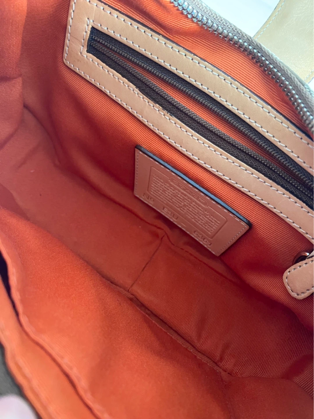 Coach Vintage Hampton Shoulder Bag - photo 4