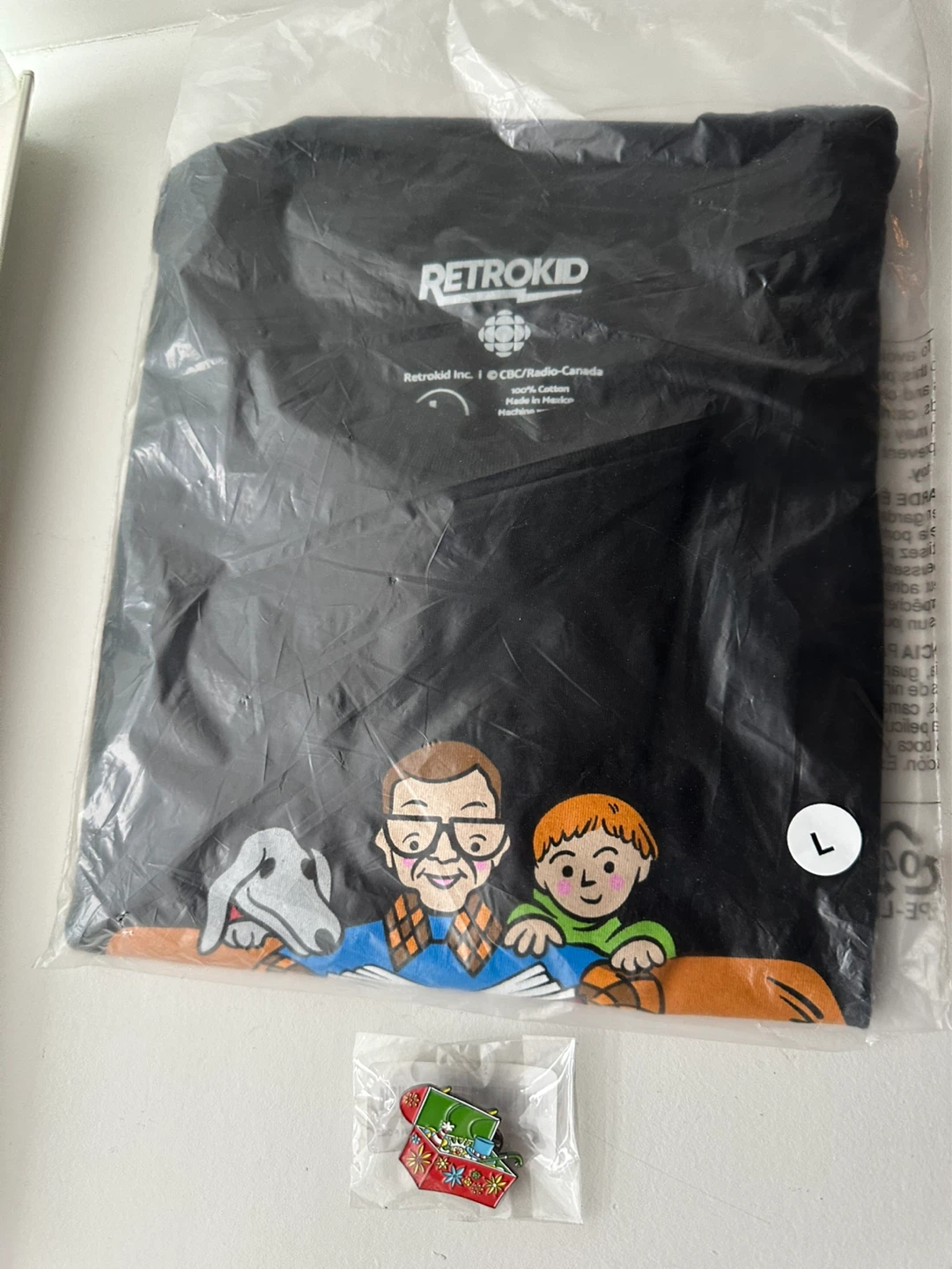 Mr Dressup t-shirt and pin