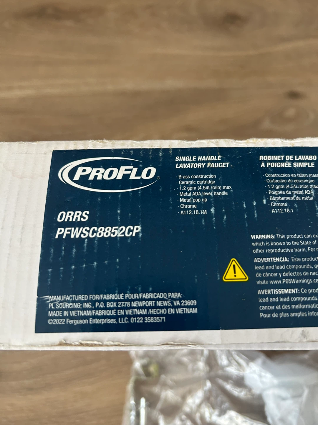 NEW IN BOX Proflo Single Handle Bathroom Faucet - photo 3