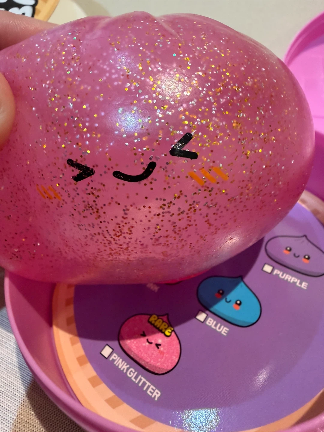 RARE !! 1/7 Crazy Fun Viral Mystery Bao Bun - Pink Glitter - photo 2
