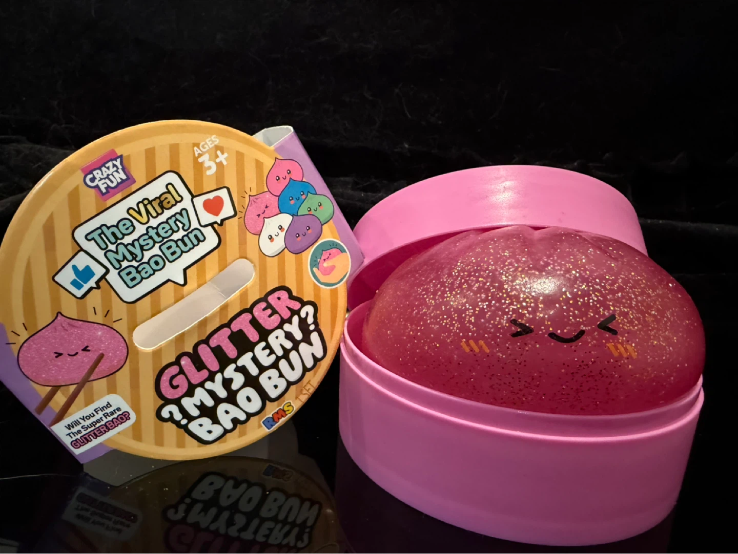 RARE !! 1/7 Crazy Fun Viral Mystery Bao Bun - Pink Glitter