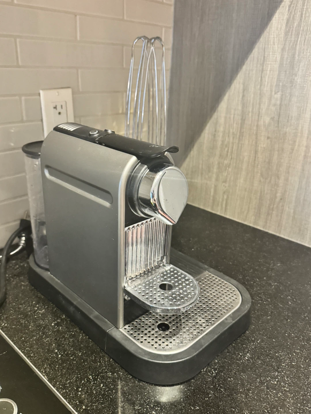 Nespresso Citiz & Milk (Model C121) - photo 3