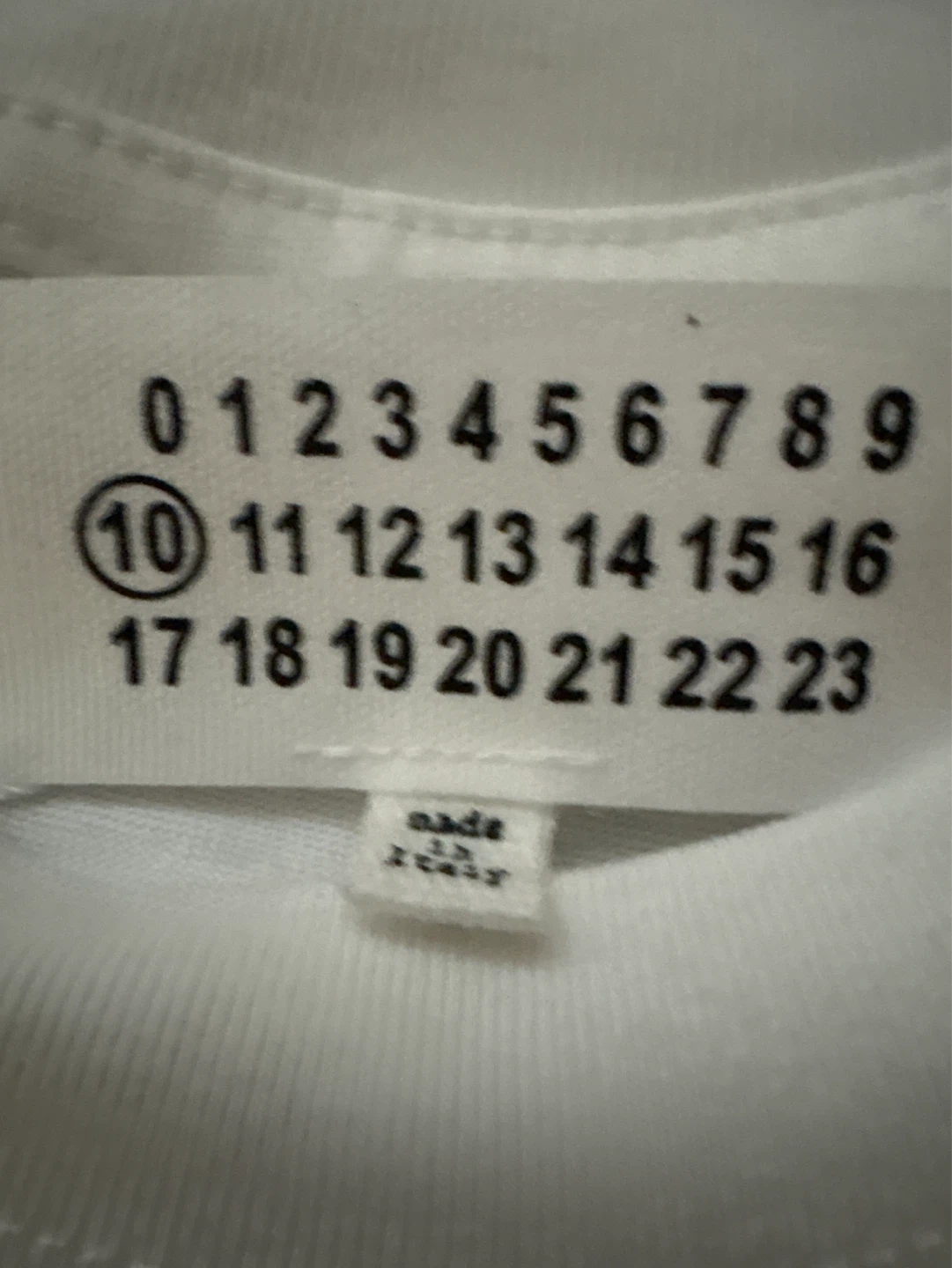 Maison Margiela White Graphic T-Shirt - photo 4