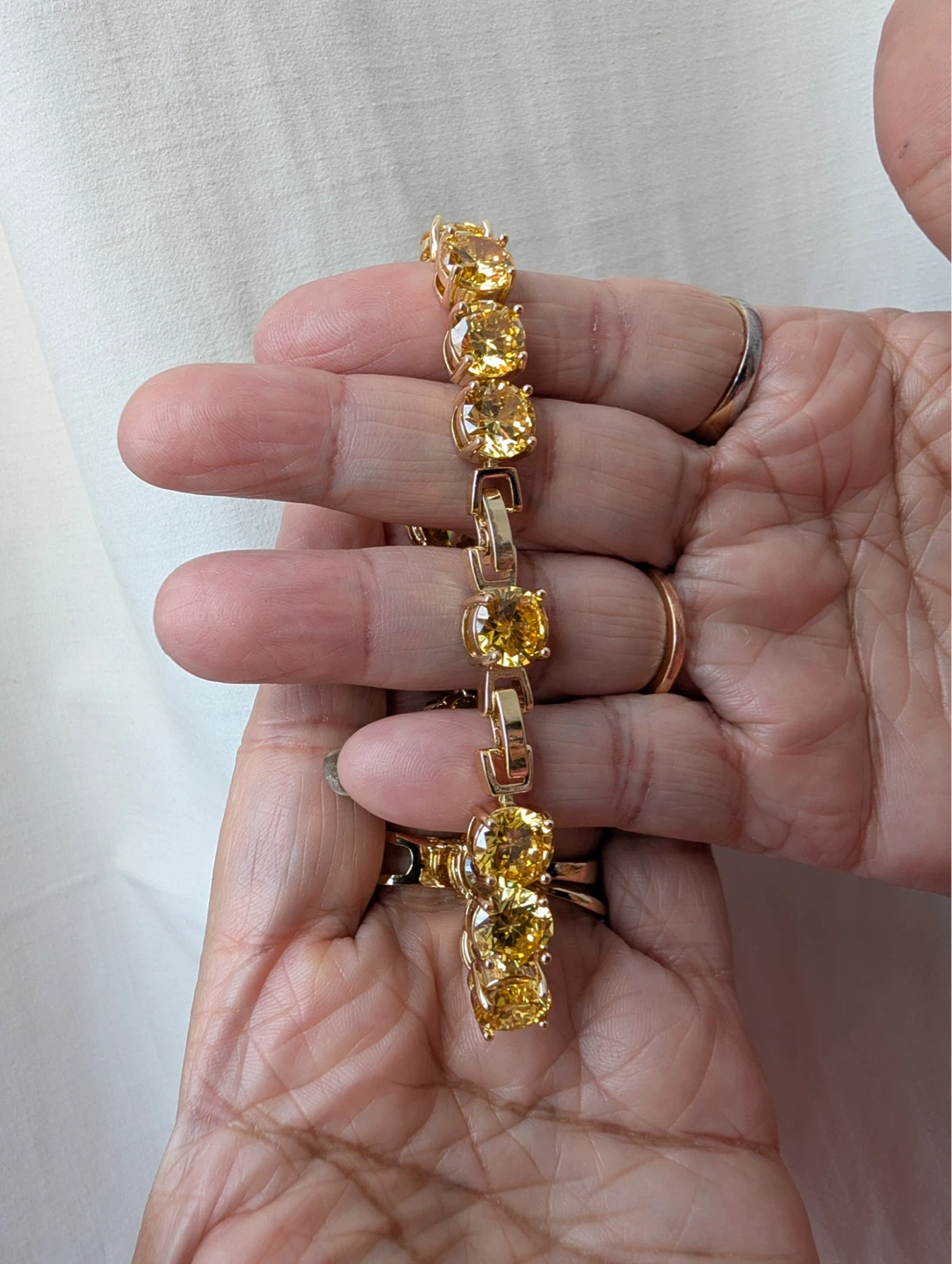 Tennis Bracelet with Yellow Crystals - photo 2