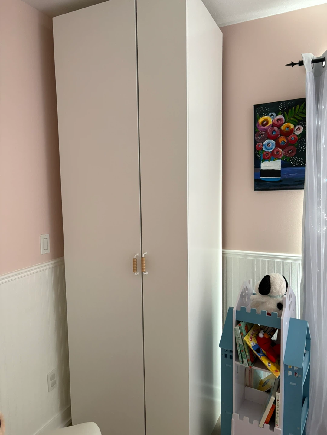 White Wardrobe with Shelves and Drawers - photo 2