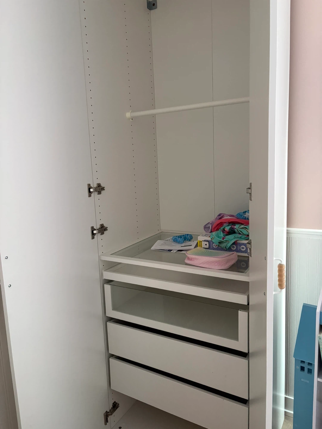 White Wardrobe with Shelves and Drawers - photo 3