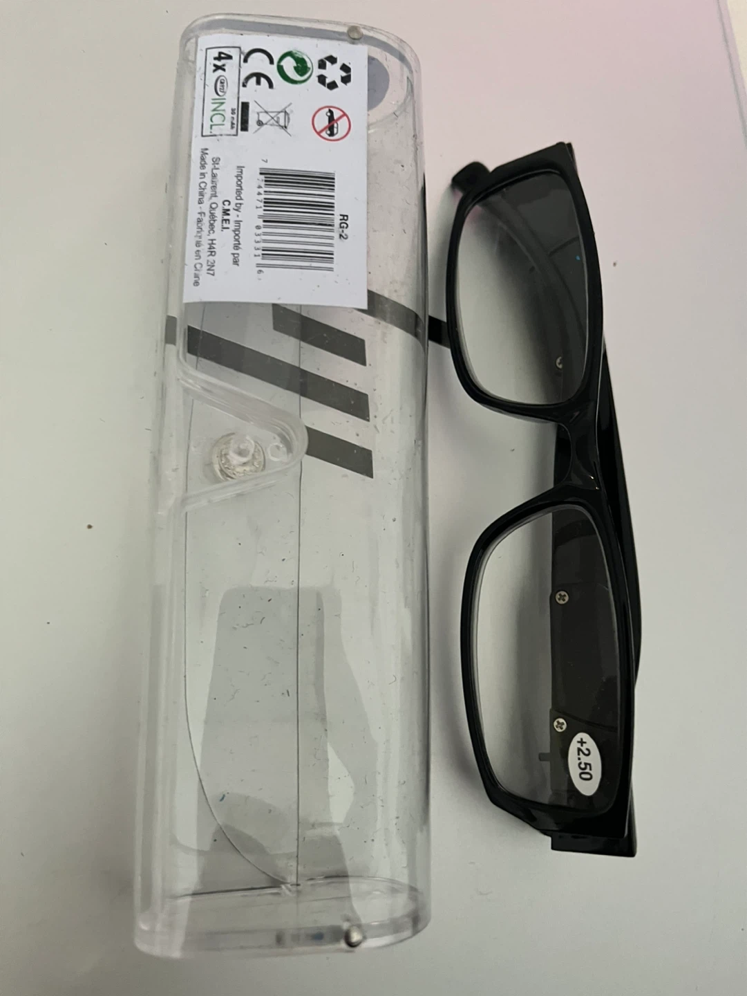 Reading Glasses with Case +2.50