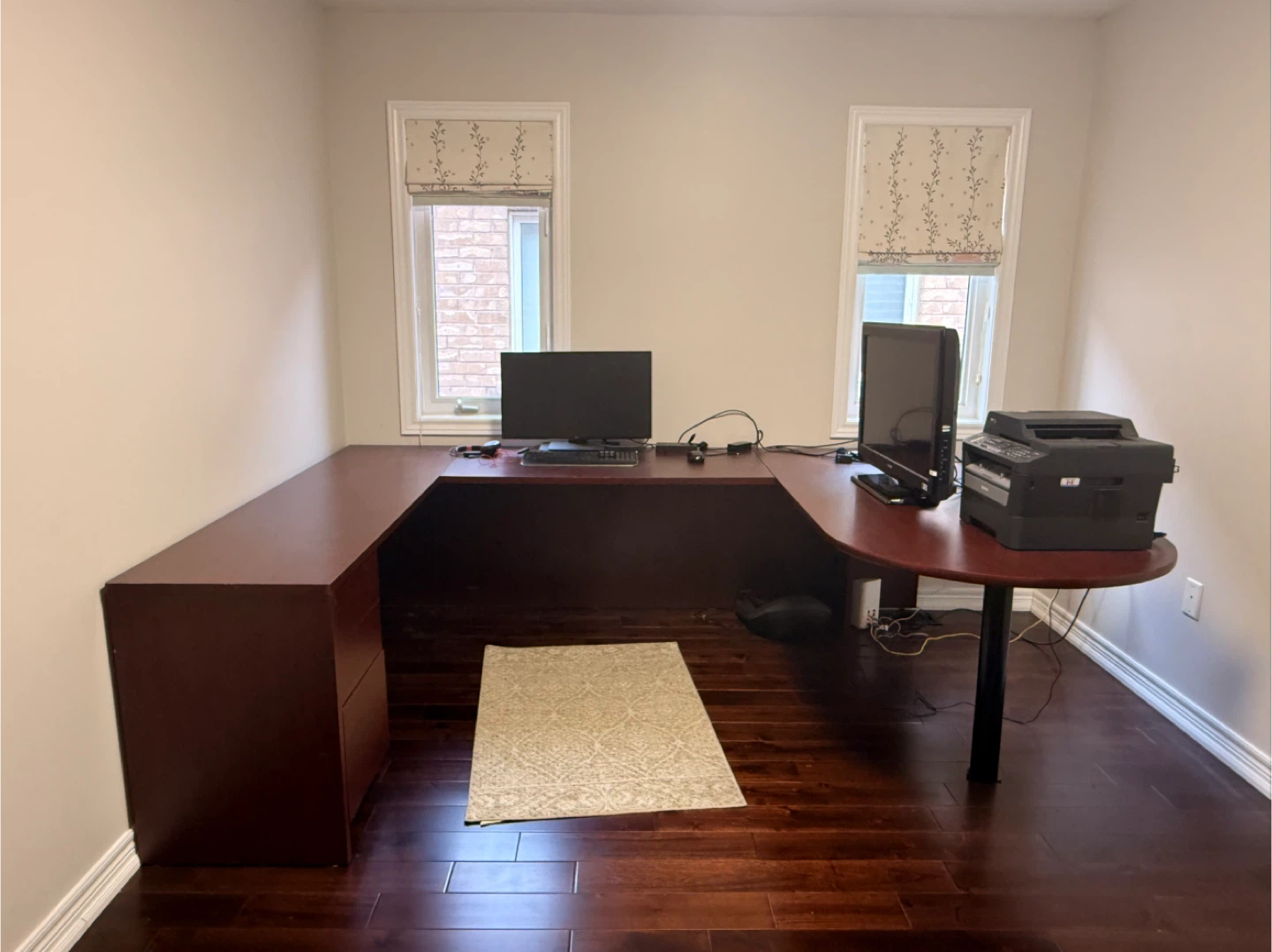 U-Shaped Executive Desk - Cherry Finish