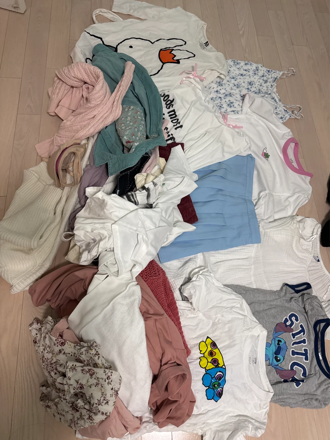 women’s clothing bundle size small and medium - photo 2