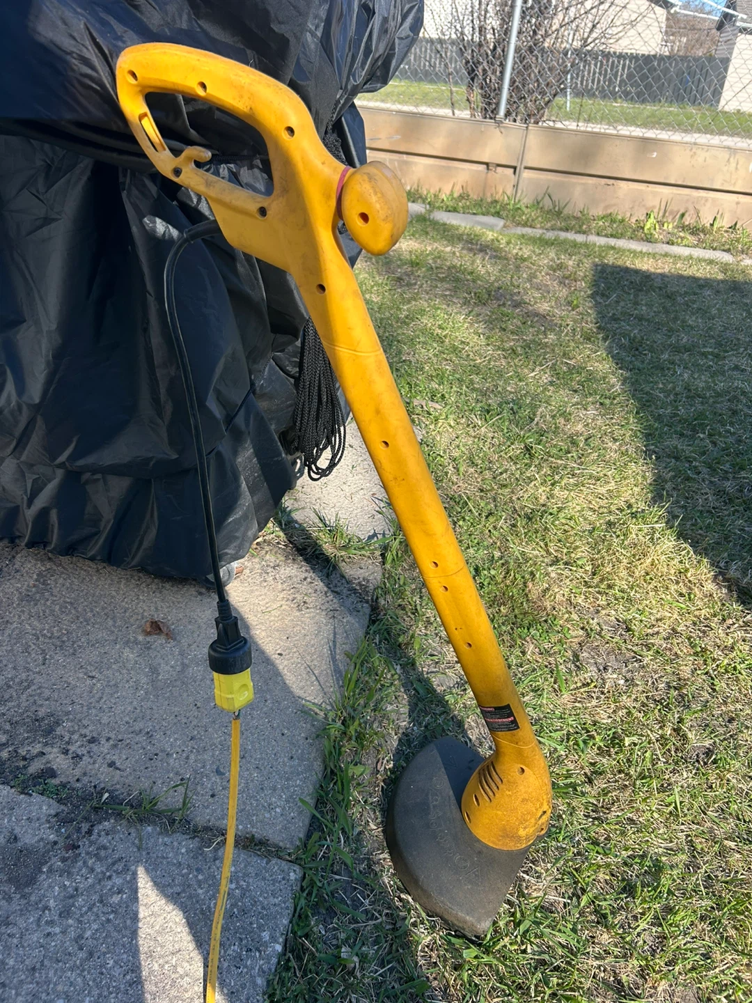 Yellow Electric String Trimmer - photo 4