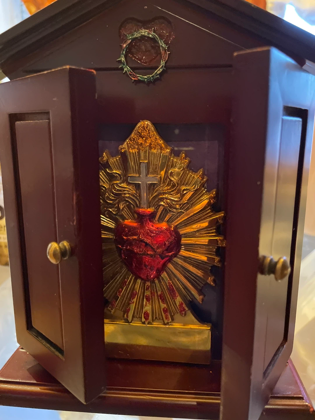 Sacred Heart of Jesus Display Shrine - photo 2