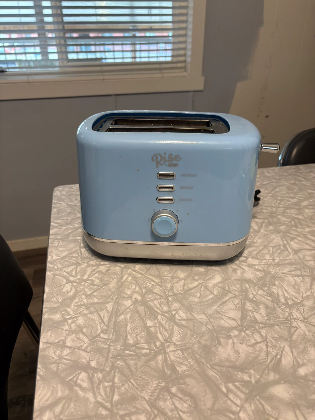 Retro 2-Slice Toaster - Light Blue