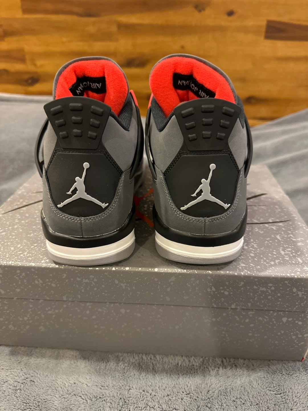 Air Jordan 4 Retro Men's Size 10 Sneakers - photo 2