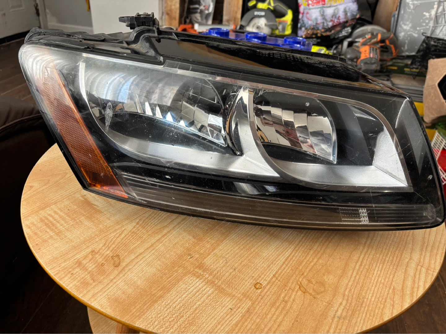 Audi Q5 Passenger Headlight 2012