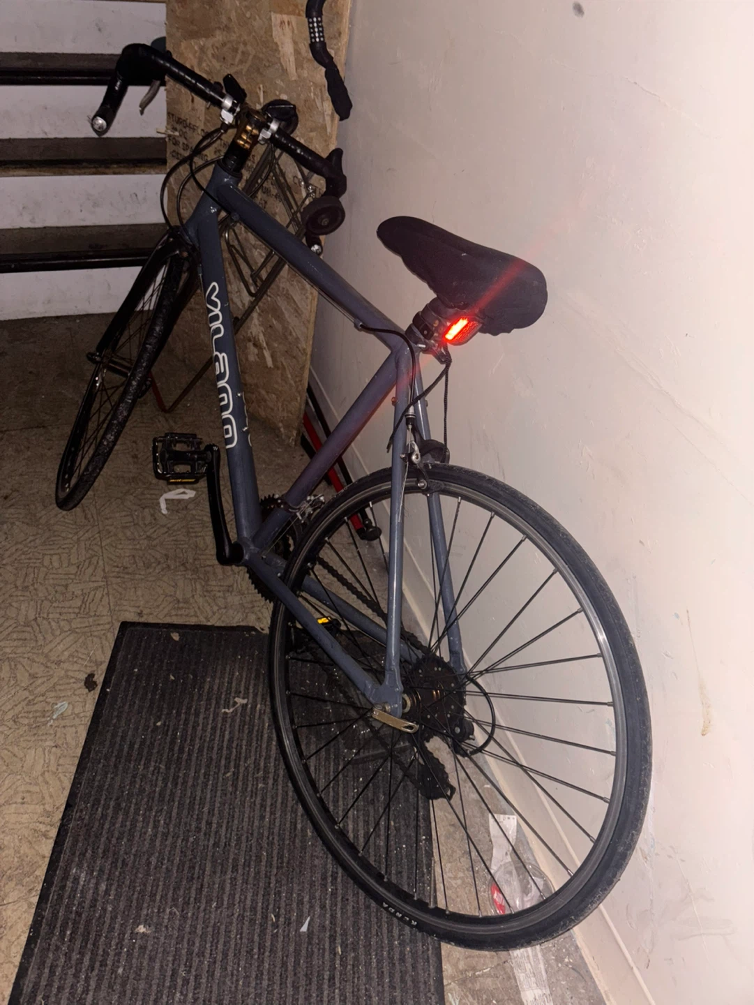 Vilano Road Bike - photo 2