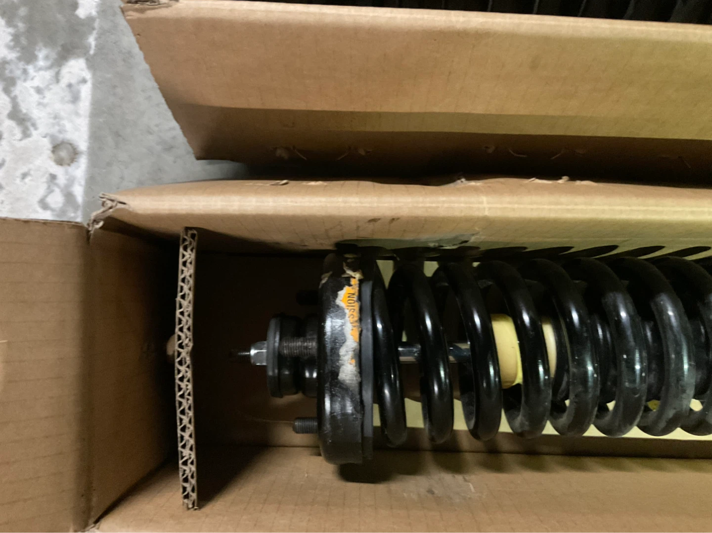 KYB Struts for 94-97 Honda Accord - photo 2