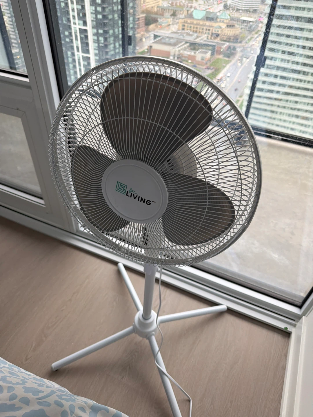 ForLiving Stand Fan - photo 2