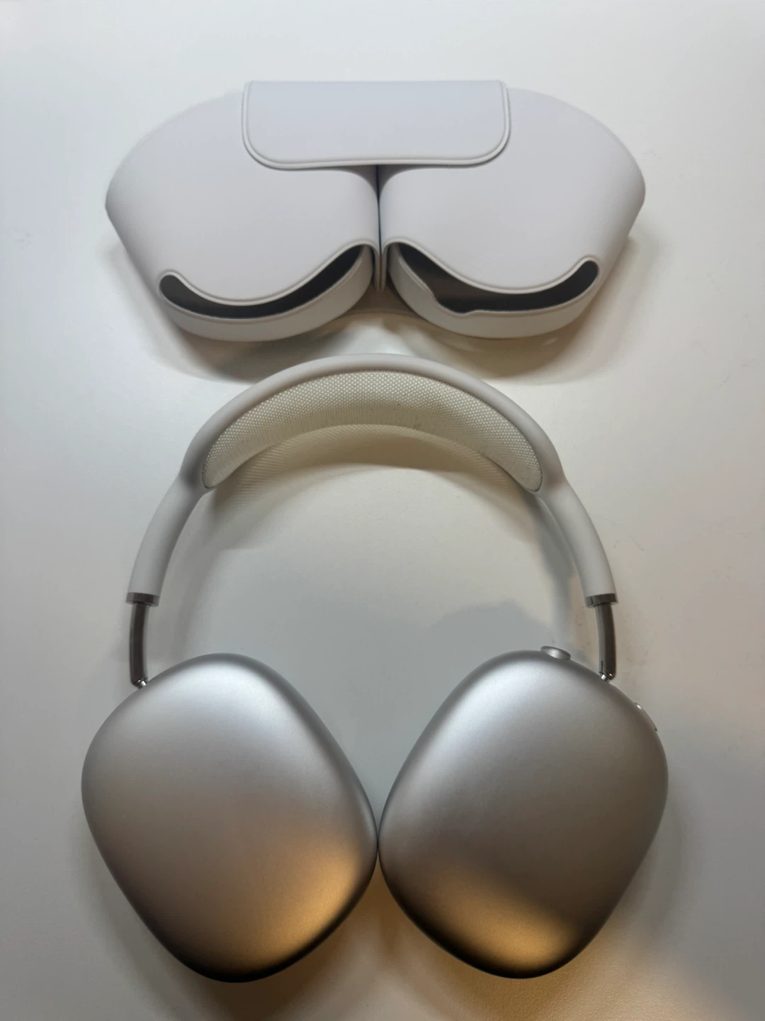 Apple AirPods Max Wireless Headphones - Silver