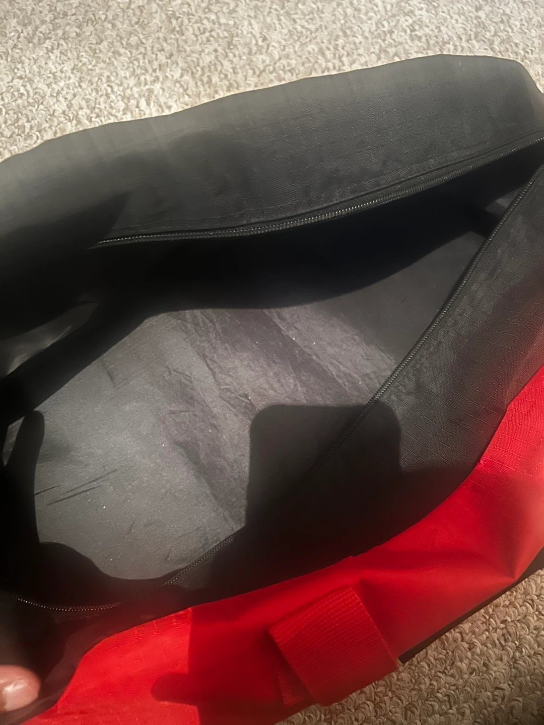 Hugo Boss Red and Black Duffle Bag Travel - photo 3