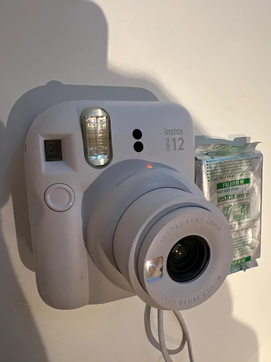 Fujifilm Instax Mini 12 Instant Camera - White - photo 2